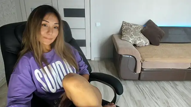 Snapshot of karishee chatting on 11-21-25, 07:13 karishee online show from 11-21-25, 07:13