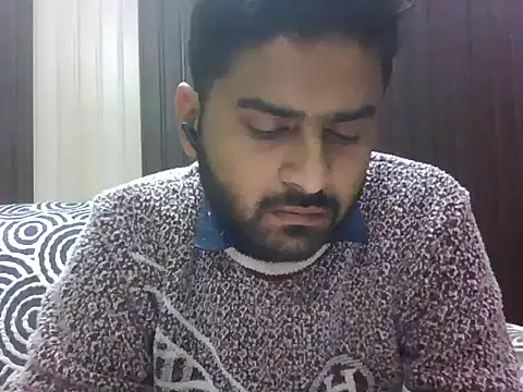 Snapshot of indihotguy chatting on 02-10-26, 08:57 indihotguy online show from 02-10-26, 08:57