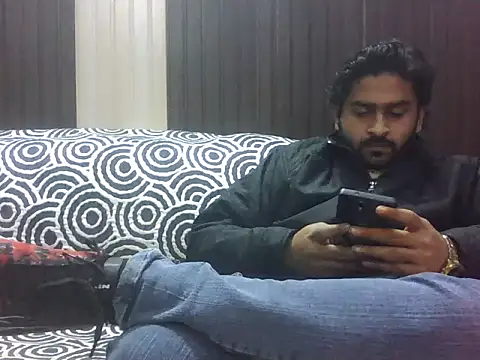 Snapshot of indihotguy chatting on 01-18-26, 01:58 indihotguy online show from 01-18-26, 01:58