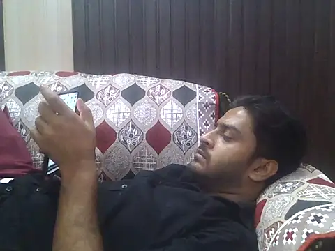 indihotguy online show from 10-21-25, 01:21