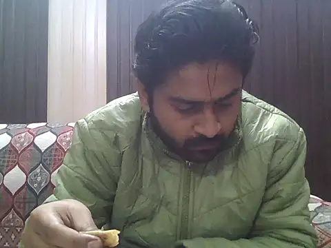 indihotguy online show from 12-16-25, 05:44