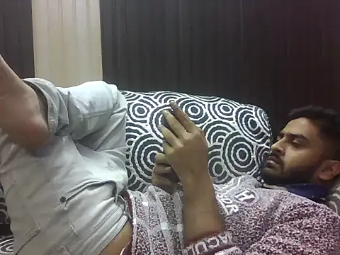 Snapshot of indihotguy chatting on 02-06-26, 10:44 indihotguy online show from 02-06-26, 10:44