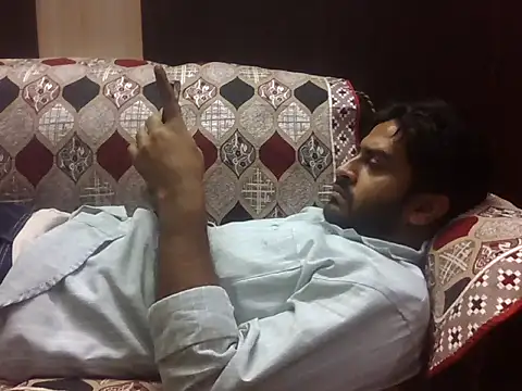 indihotguy online show from 10-30-25, 12:36