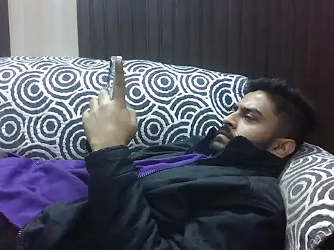 Snapshot of indihotguy chatting on 02-14-26, 11:21 indihotguy online show from 02-14-26, 11:21