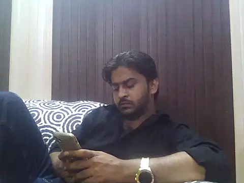 indihotguy online show from 09-20-25, 01:38