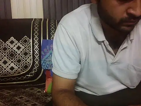 Snapshot of indihotguy chatting on 05-13-26, 04:03 indihotguy online show from 05-13-26, 04:03