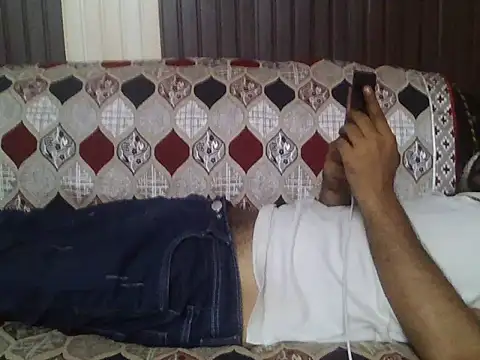 Snapshot of indihotguy chatting on 05-26-26, 03:10 indihotguy online show from 05-26-26, 03:10