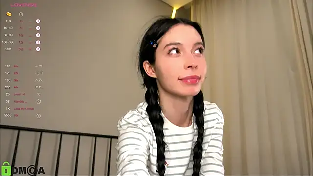 LittleOriana online show from 10-09-25, 02:34