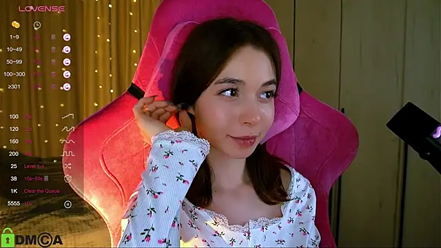 LittleOriana online show from 03-07-25, 01:53