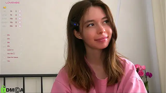 LittleOriana online show from 09-25-25, 04:51