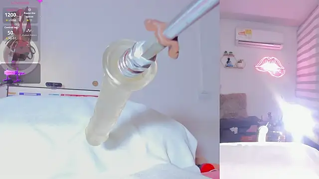 Maria Jones  online show from 01-13-26, 02:15