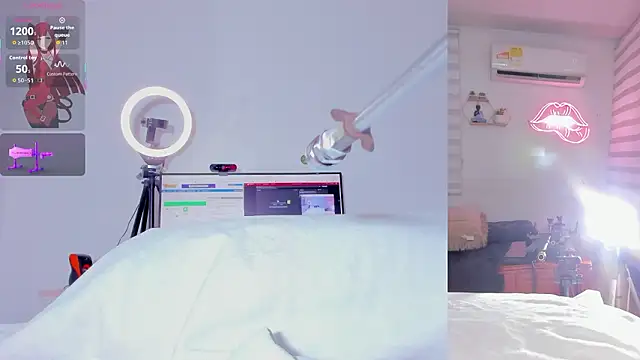 Snapshot of Maria_Jones_ chatting on 01-18-26, 01:31 Maria Jones online show from 01-18-26, 01:31