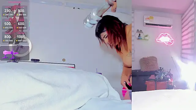 Snapshot of Maria_Jones_ chatting on 02-16-26, 02:10 Maria Jones online show from 02-16-26, 02:10