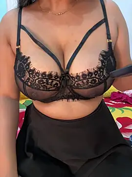 Snapshot of soumita chatting on 02-12-25, 04:44 soumita online show from 02-12-25, 04:44