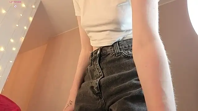 OhYumiYes online show from 01-08-26, 08:26