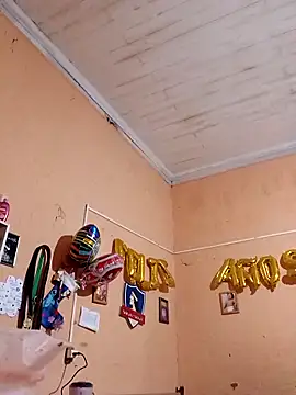 Snapshot of hotleon127 chatting on 02-02-26, 11:04 hotleon127 online show from 02-02-26, 11:04