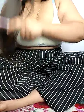 tanvihot2 online show from 02-17-26, 03:09