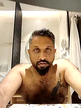 Snapshot of carria_homes chatting on 02-07-25, 10:41 carria homes online show from 02-07-25, 10:41