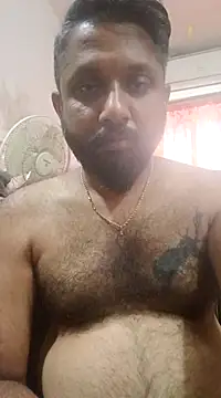 Snapshot of carria_homes chatting on 02-26-25, 02:52 carria homes online show from 02-26-25, 02:52