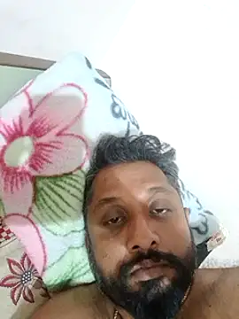 Snapshot of carria_homes chatting on 02-19-25, 02:55 carria homes online show from 02-19-25, 02:55