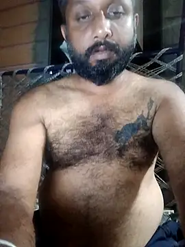 Snapshot of carria_homes chatting on 10-16-25, 07:00 carria homes online show from 10-16-25, 07:00