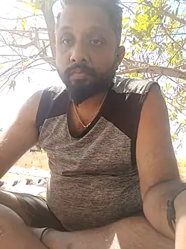 Snapshot of carria_homes chatting on 02-15-25, 08:11 carria homes online show from 02-15-25, 08:11