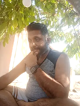 Snapshot of carria_homes chatting on 02-17-25, 11:02 carria homes online show from 02-17-25, 11:02