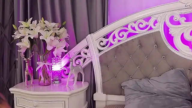 KimKhallifa online show from 03-21-25, 02:51