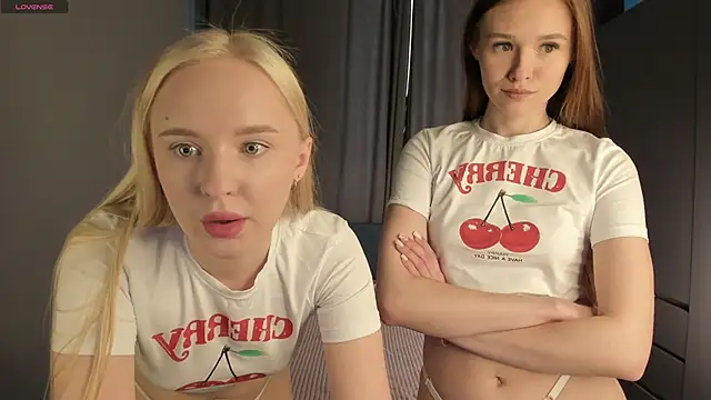 Snapshot of Olivia_livi chatting on 06-14-26, 04:41 Olivia livi online show from 06-14-26, 04:41