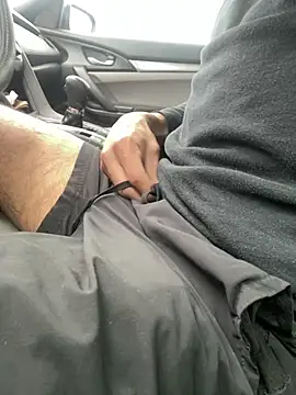 Snapshot of MrLatinKing chatting on 12-31-24, 06:46 MrLatinKing online show from 12-31-24, 06:46