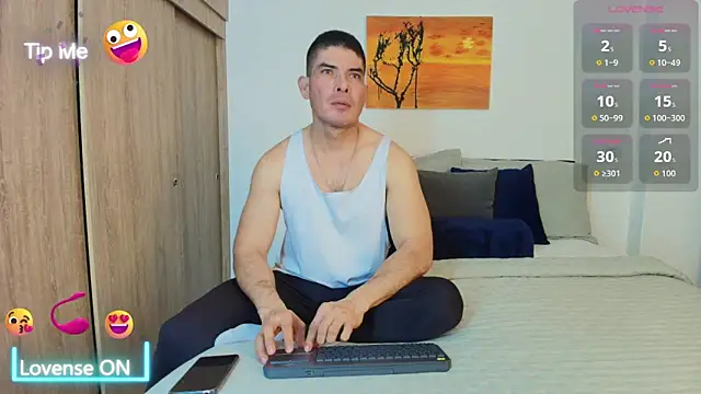 Snapshot of Andrewstelle_coleman chatting on 09-09-25, 02:43 Andrewstelle coleman online show from 09-09-25, 02:43