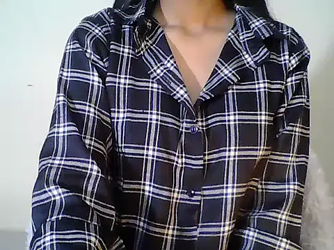 Snapshot of Naughty_Nayra chatting on 10-25-25, 12:28 Naughty Nayra online show from 10-25-25, 12:28