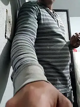 Snapshot of chinoxxx chatting on 03-13-26, 01:54 chinoxxx online show from 03-13-26, 01:54