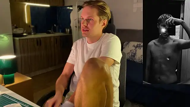 Leonnextdoor online show from 02-05-26, 07:21