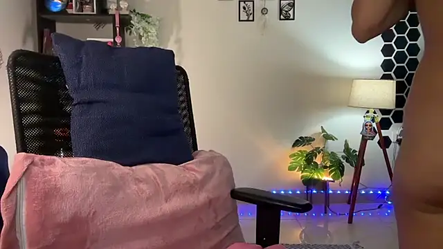 roseofvenom online show from 12-05-25, 08:39