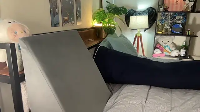 roseofvenom online show from 10-29-25, 01:21