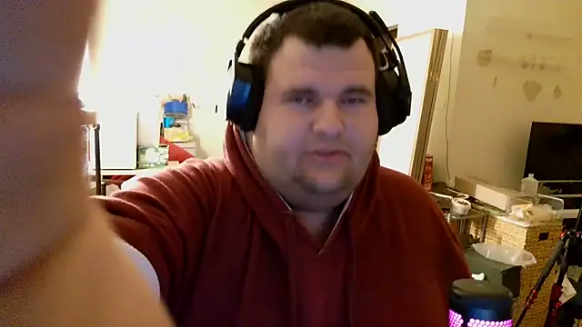 Hackensackneil online show from 01-11-25, 12:07