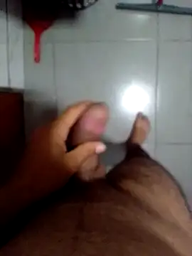 Snapshot of mlkpiranho25 chatting on 01-24-25, 05:21 mlkpiranho25 online show from 01-24-25, 05:21