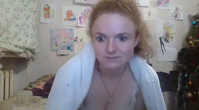 Snapshot of Rae_Jeannie chatting on 01-05-25, 07:07 Rae Jeannie online show from 01-05-25, 07:07