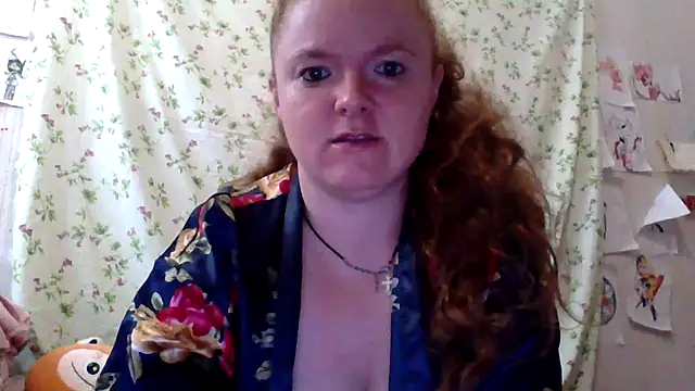 Snapshot of Rae_Jeannie chatting on 06-06-26, 08:52 Rae Jeannie online show from 06-06-26, 08:52