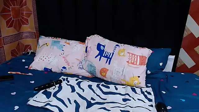 Thickbootykim online show from 09-25-25, 04:29