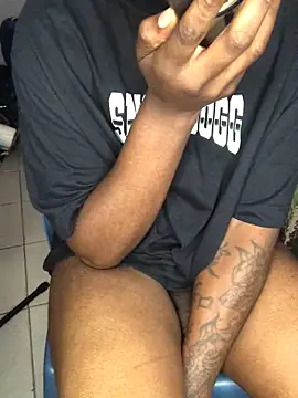 Redfucks333 online show from 04-18-26, 07:07