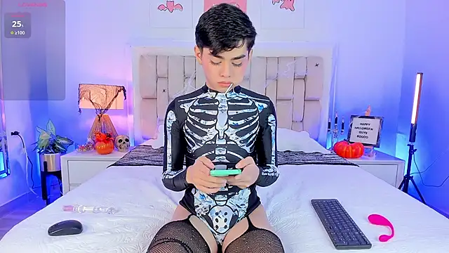 Maxi little online show from 10-14-25, 09:15