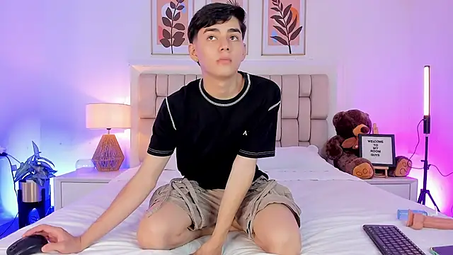 Maxi little online show from 09-26-25, 09:43