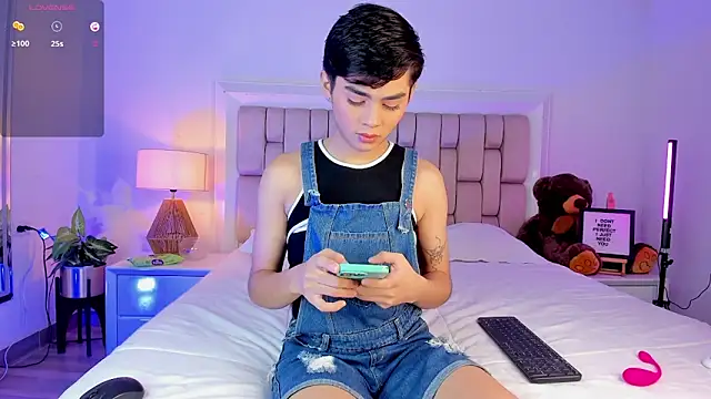 Maxi little online show from 11-30-25, 12:00