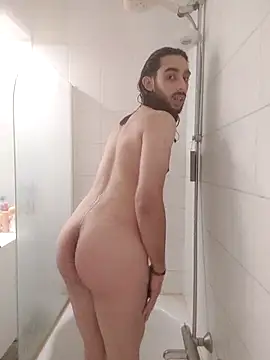 Snapshot of Levi_Latino chatting on 10-31-25, 05:15 Levi Latino online show from 10-31-25, 05:15