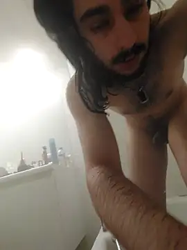 Snapshot of Levi_Latino chatting on 02-14-25, 07:54 Levi Latino online show from 02-14-25, 07:54