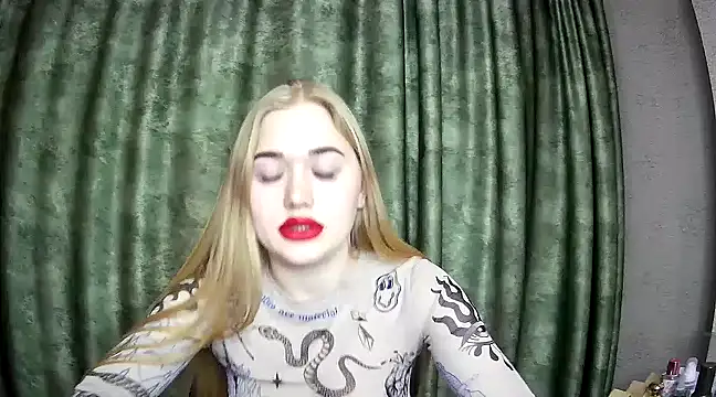 dorisss24 online show from 12-27-24, 05:26