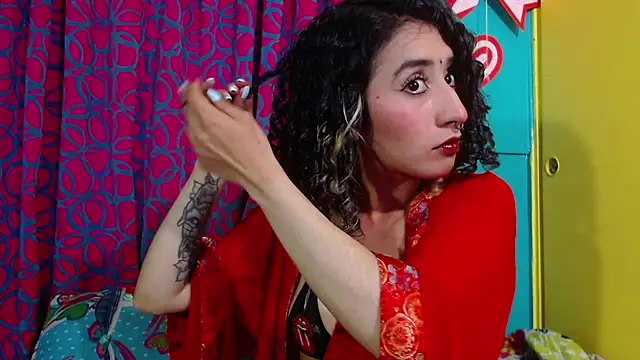 Snapshot of valerie_mase chatting on 02-14-26, 08:31 valerie mase online show from 02-14-26, 08:31