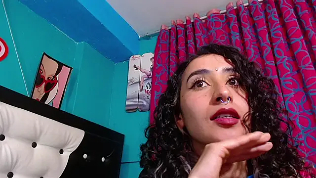 valerie mase online show from 12-13-25, 08:04